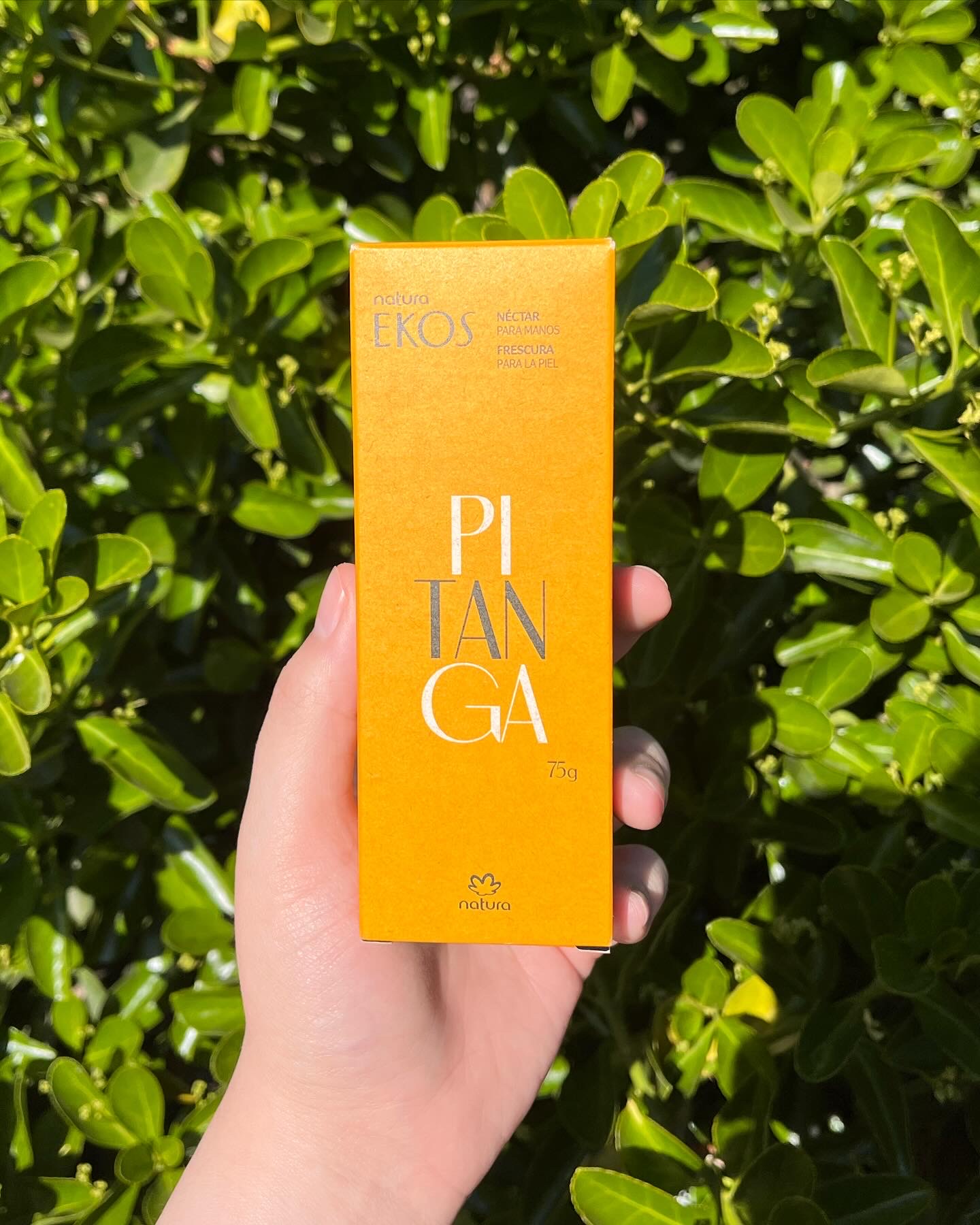 Nectar hidratante para manos Ekos Pitanga